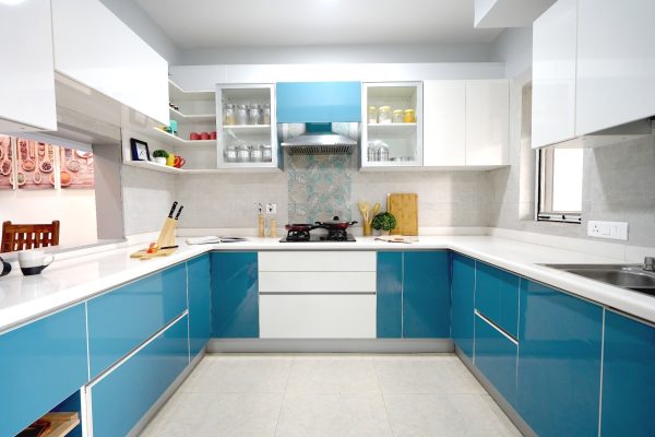 u-shaped-modular-kitchen